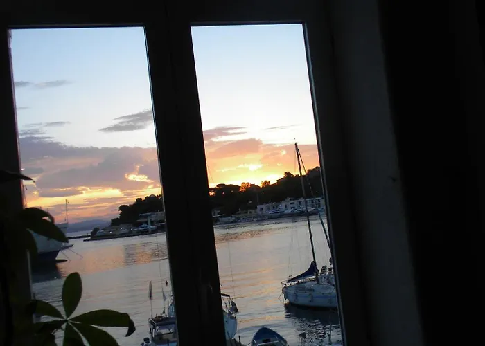 Ischia Island hotels near Mount Epomeo