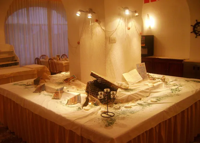 Ischia Island 3 Star Hotels near Giardini Poseidon Terme