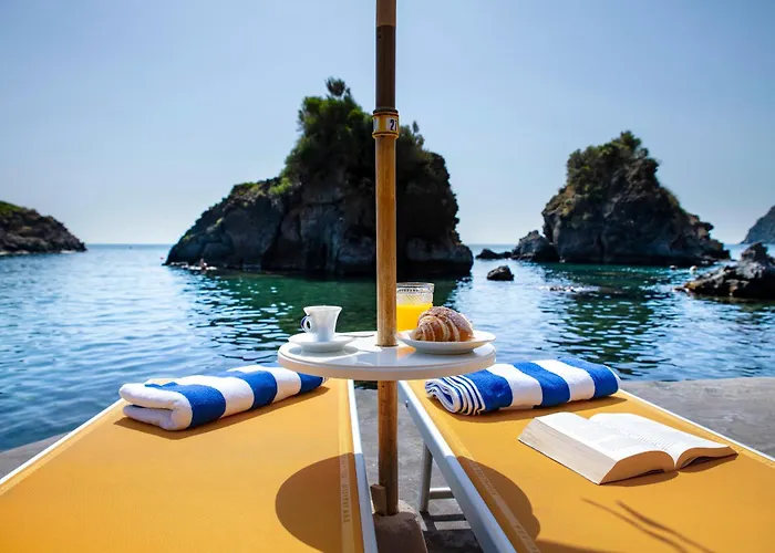 Private Gardenia Mare Apartments Ischia